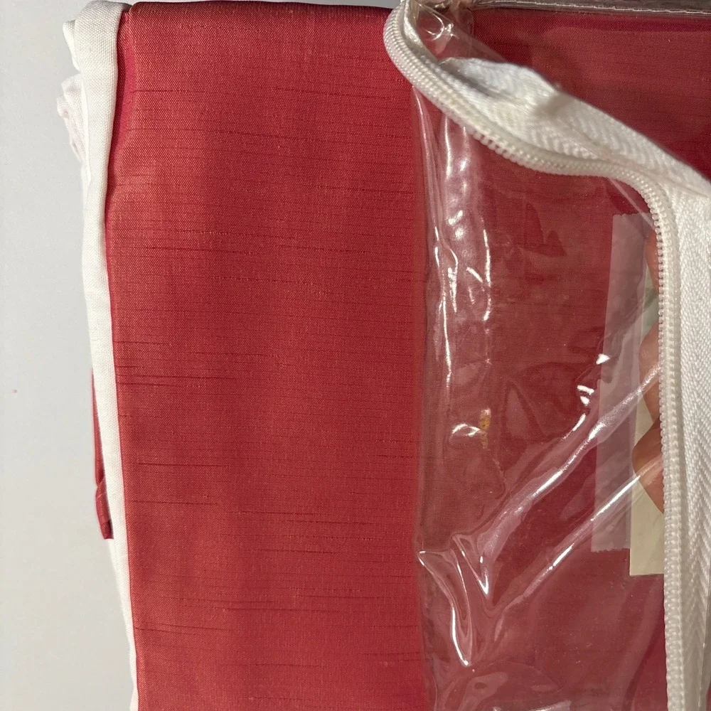 VTG‎ NWT 2005 Target Global Home Red Tailored Bedskirt 78